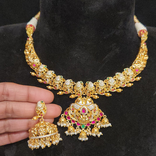 Traditional Bird Motif Kundan Necklace Set