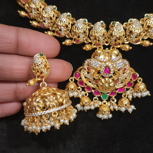 Traditional Bird Motif Kundan Necklace Set