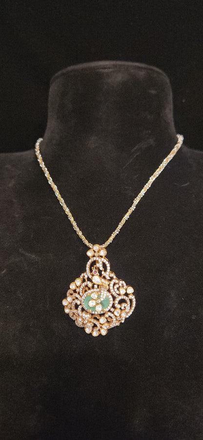 92.5 Silver Bird Design Pendant with Russian Green Stone