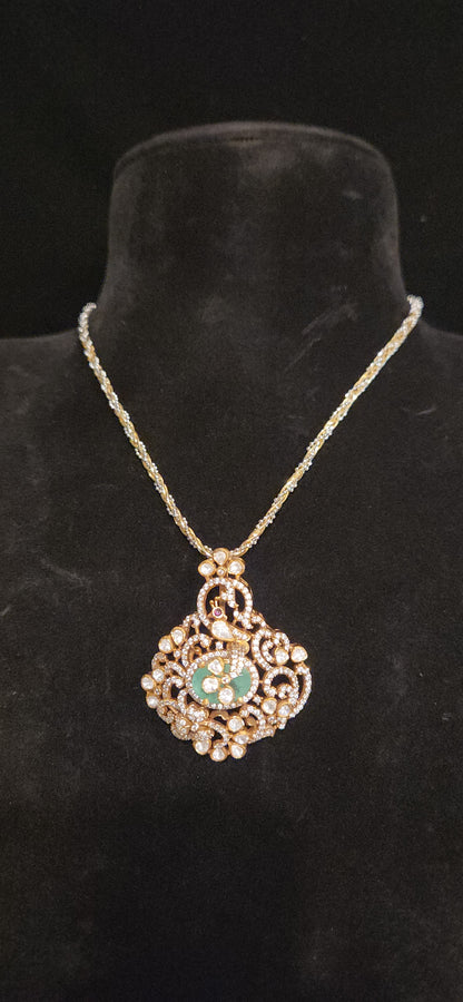 92.5 Silver Bird Design Pendant with Russian Green Stone