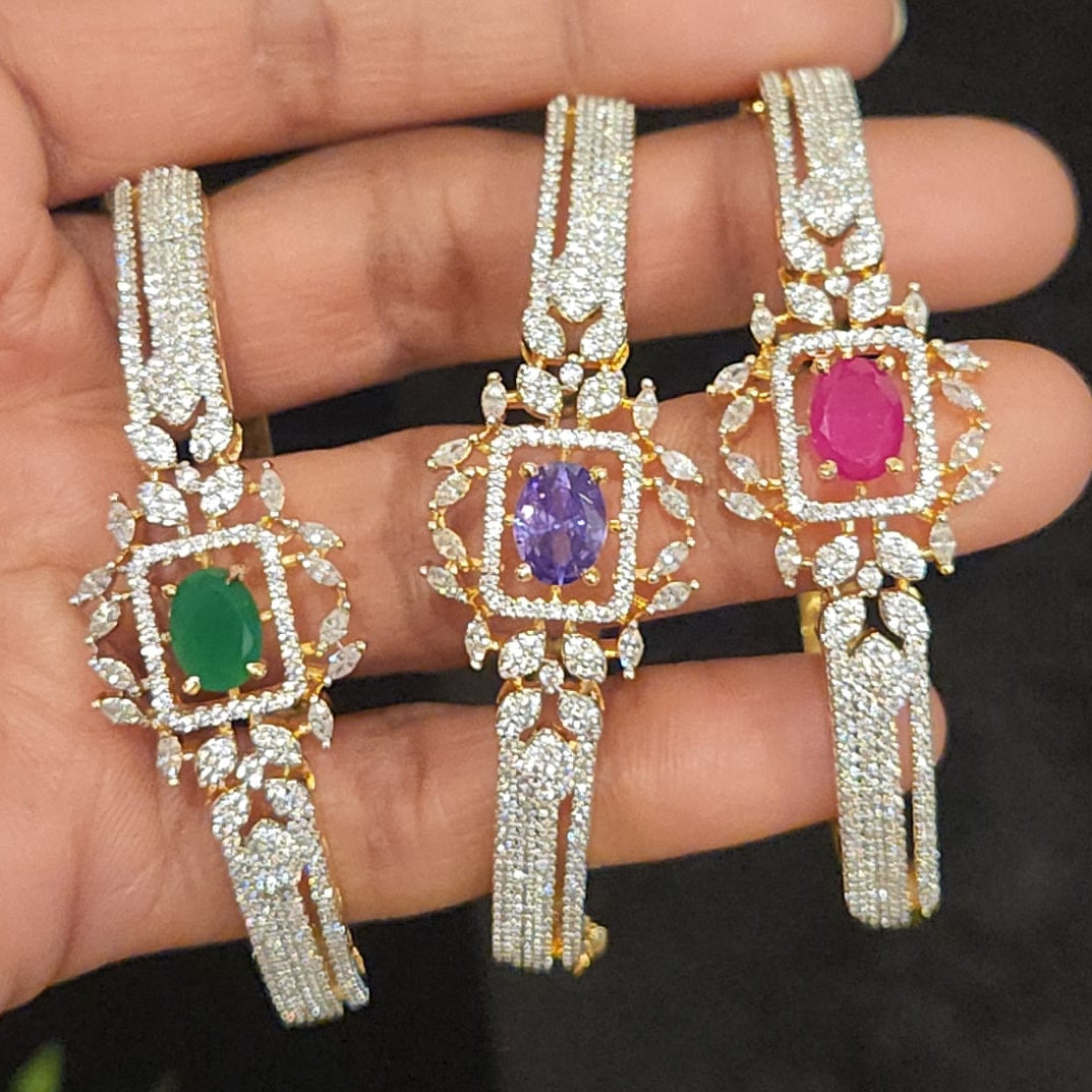 Exquisite Leaf Design Diamond Finish Bracelet with oval stone