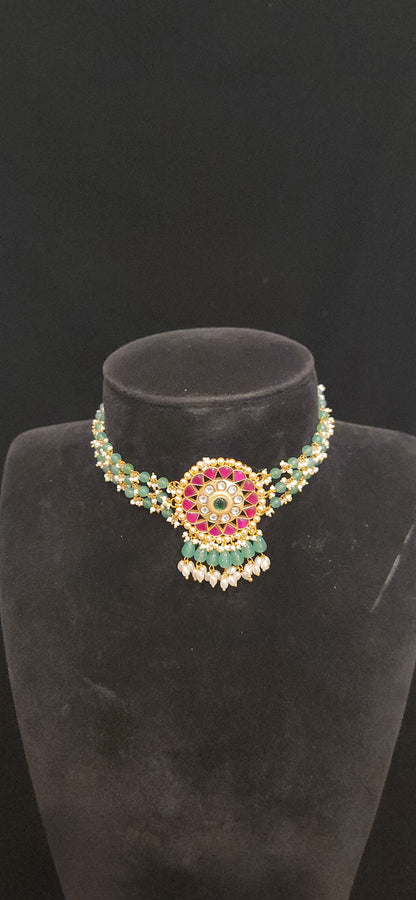 Kundan Onyx Bead & Pearls Choker