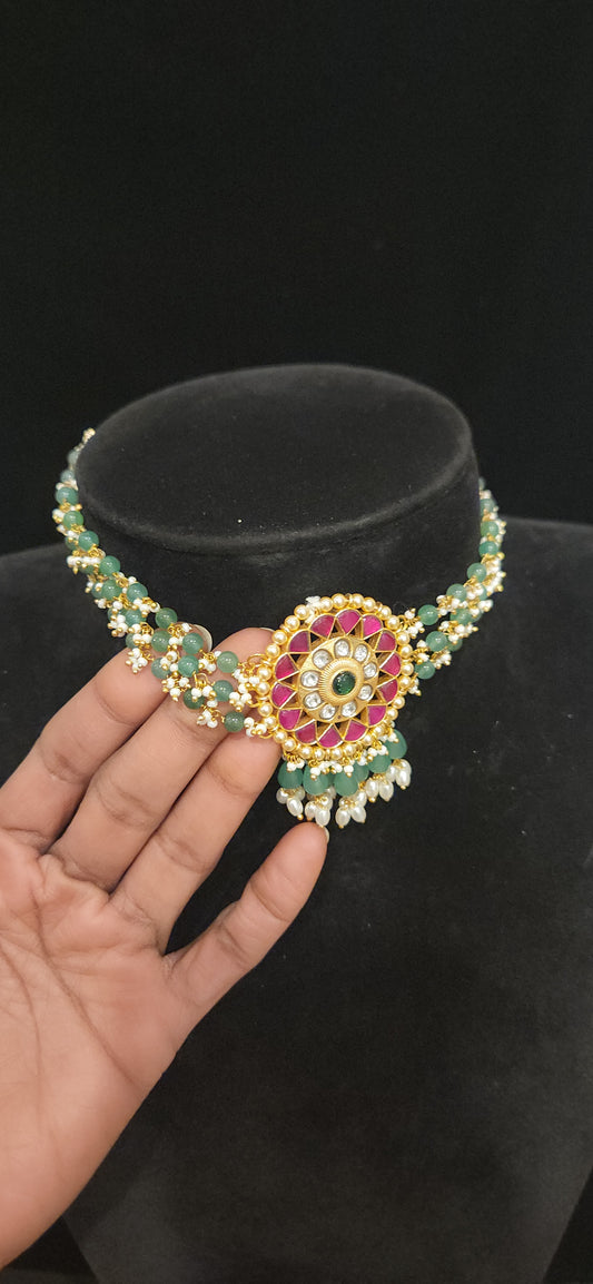 Kundan Onyx Bead & Pearls Choker