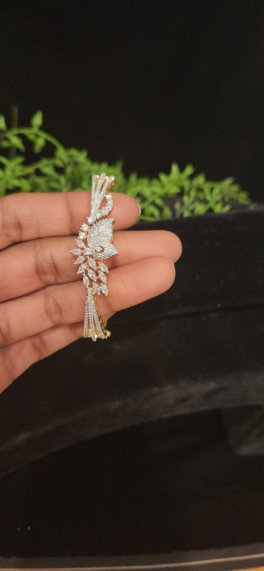 Majestic Peacock Design Diamond Finish Bracelet