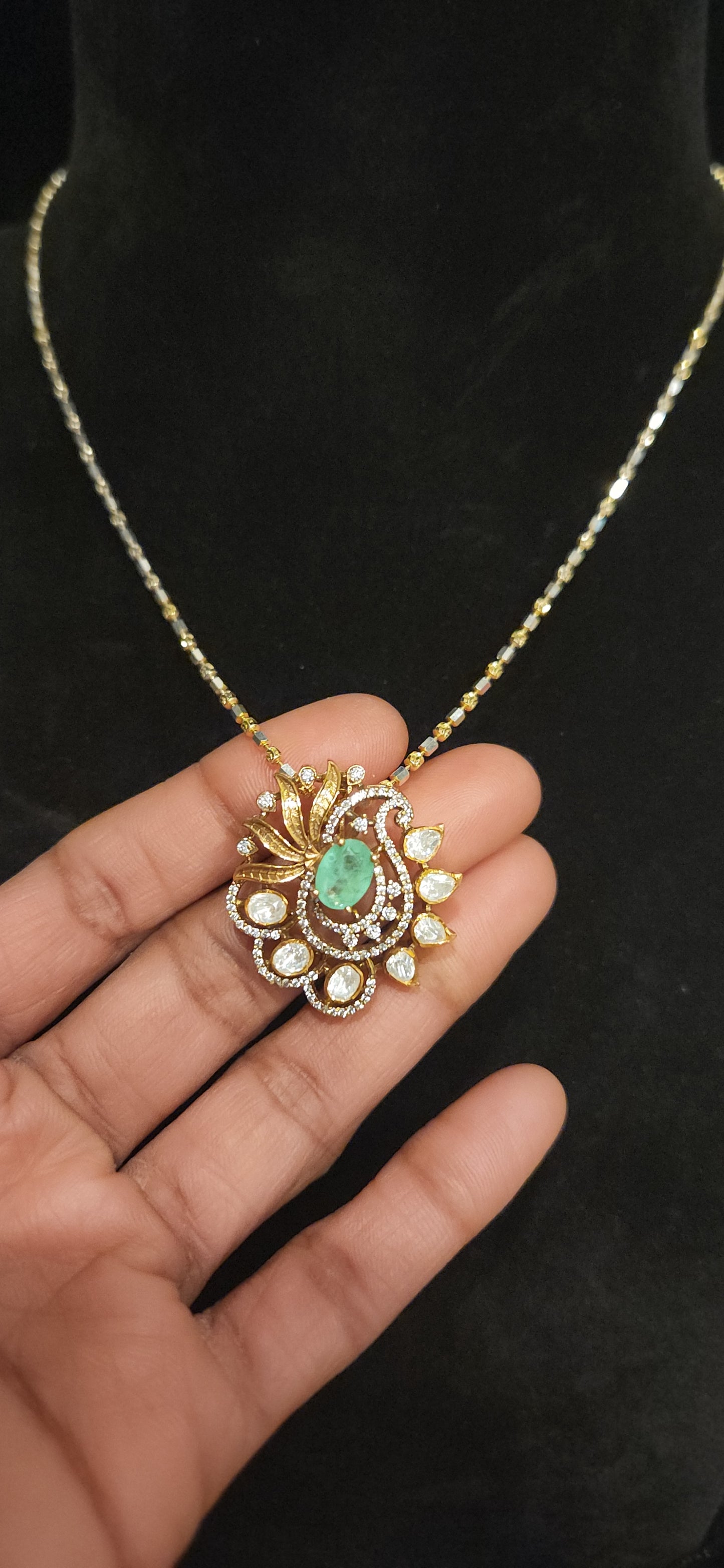 Traditional 92.5 Silver Mango Emerald Pendant