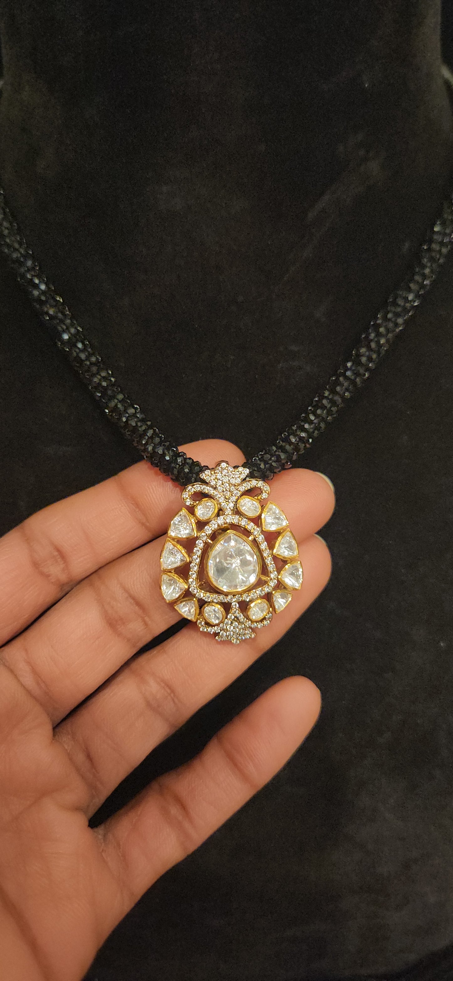 Regal 92.5 Silver Moissanite Pendant Set