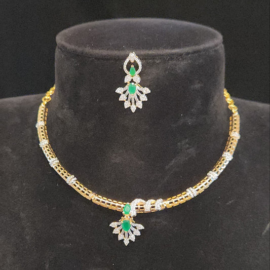 Leaf Motif Gold Finish Kante Set