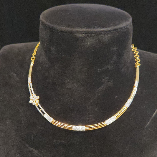 Designer Floral Gold Finish Kante Set With stylish studs