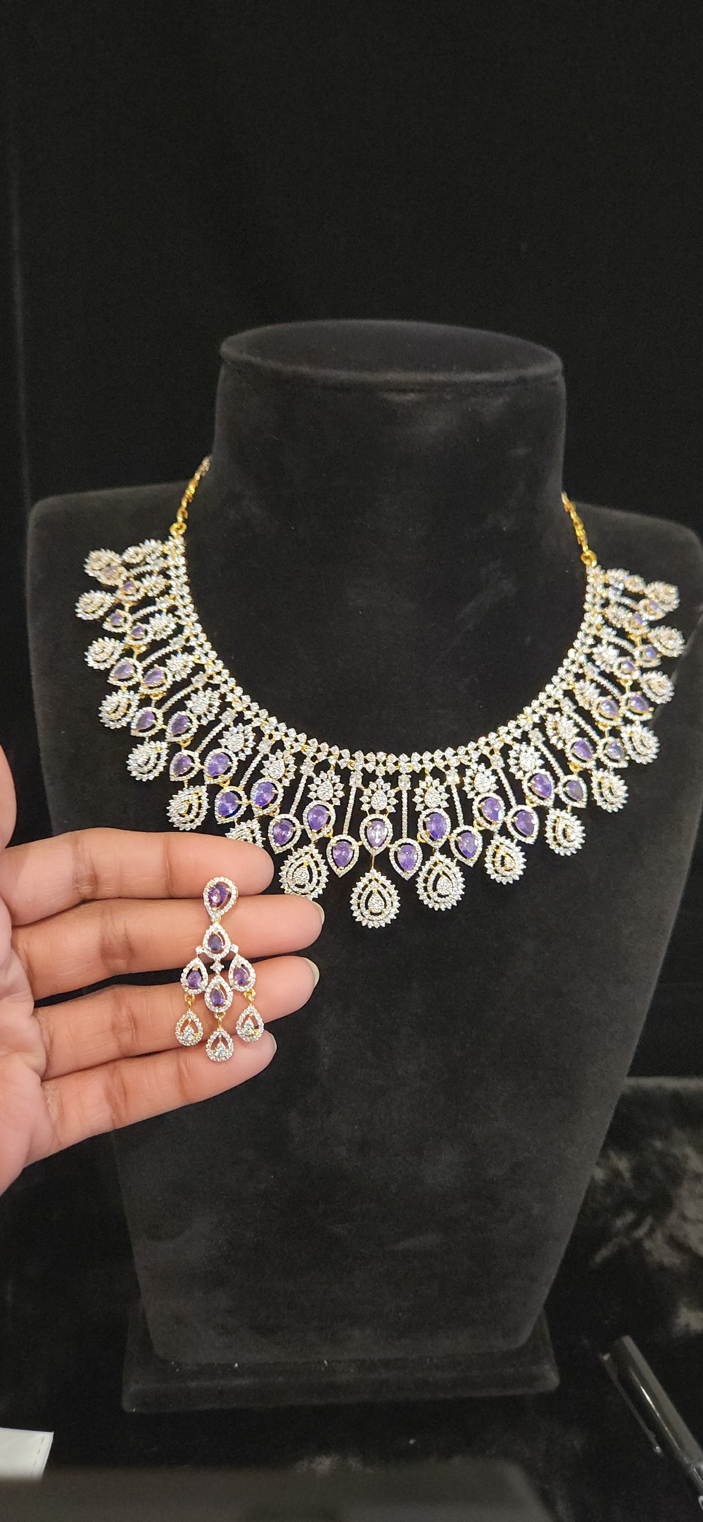 Diamond Finish Tear Drop Necklace Set