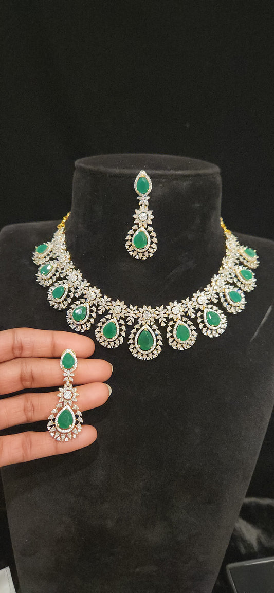 Grand Designer Emerald Teardrop Necklace Set