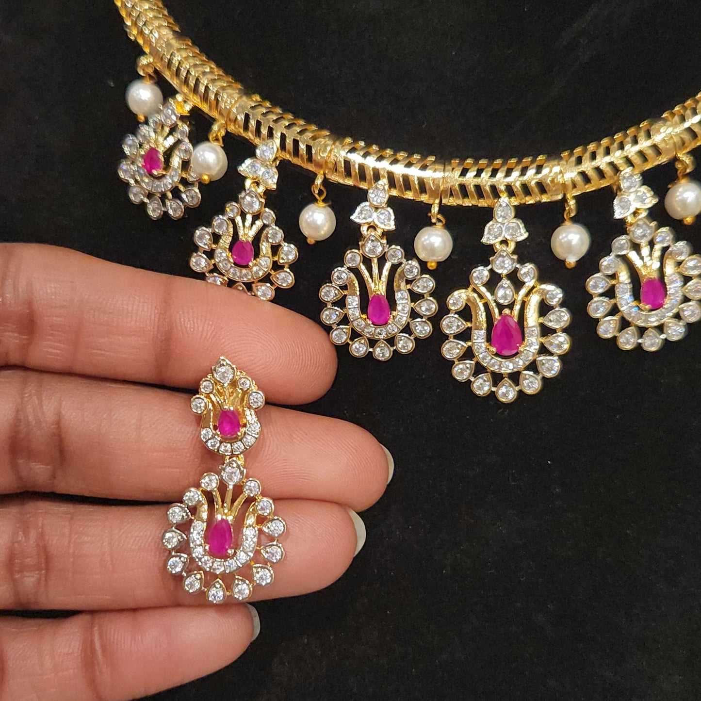 CZ Floral Motif Gold Finish Kante Set