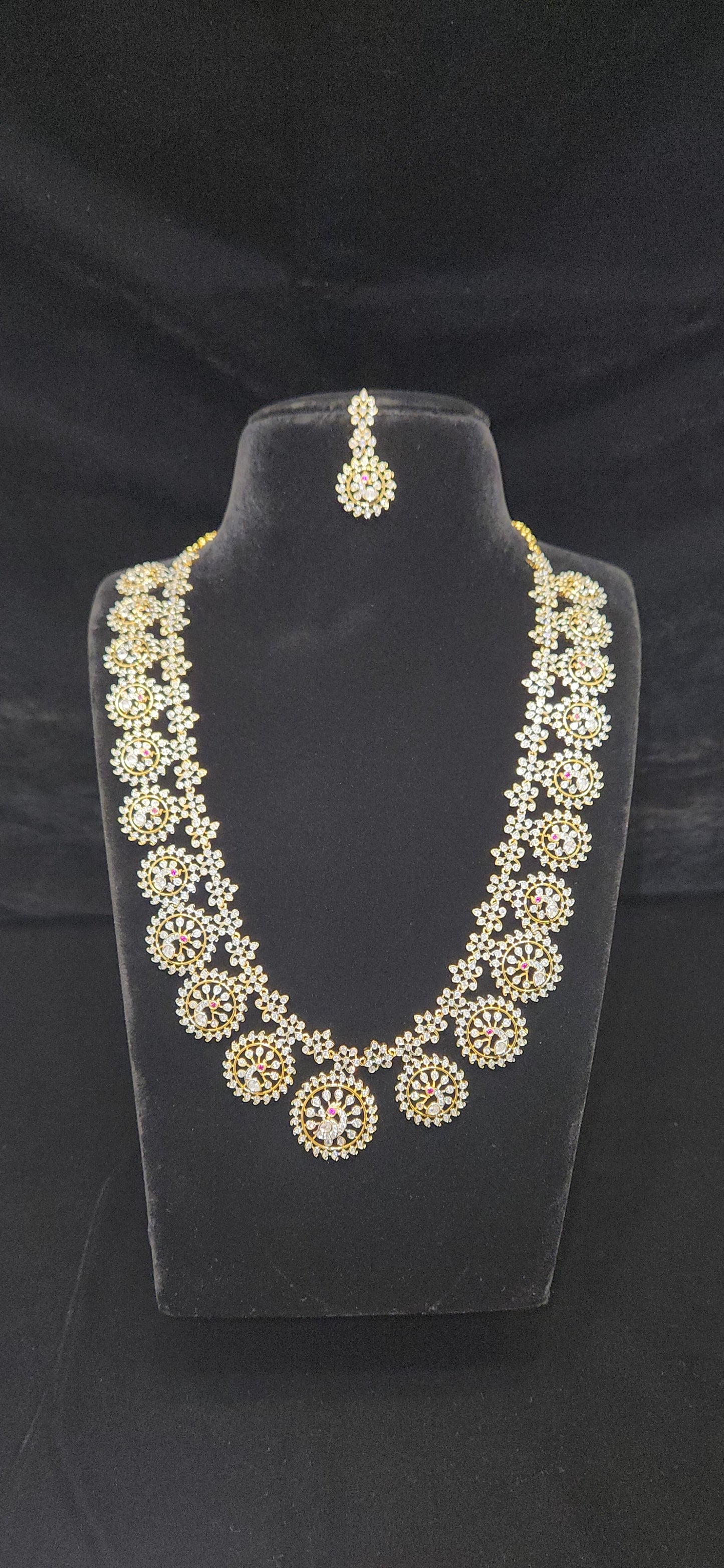 Exquisite Diamond finish Handcrafted Bottu Mala Necklace Set