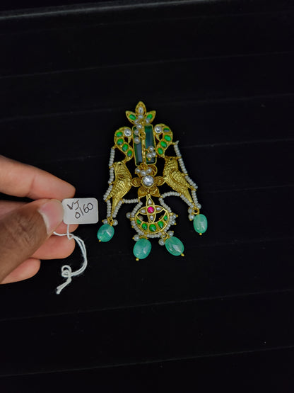 Luxurious Traditional Two Birds Kundan Pendant Set