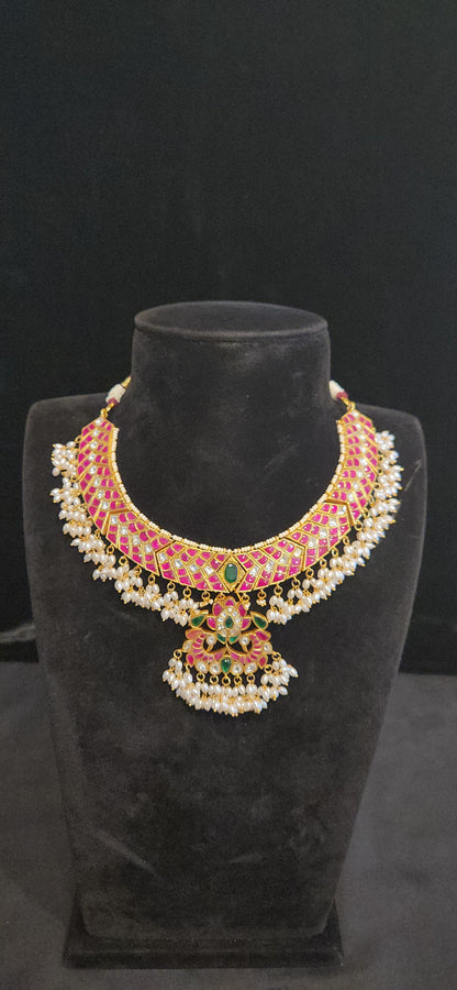 Exquisite Jadau Kundan Guttapusalu Neck Sets