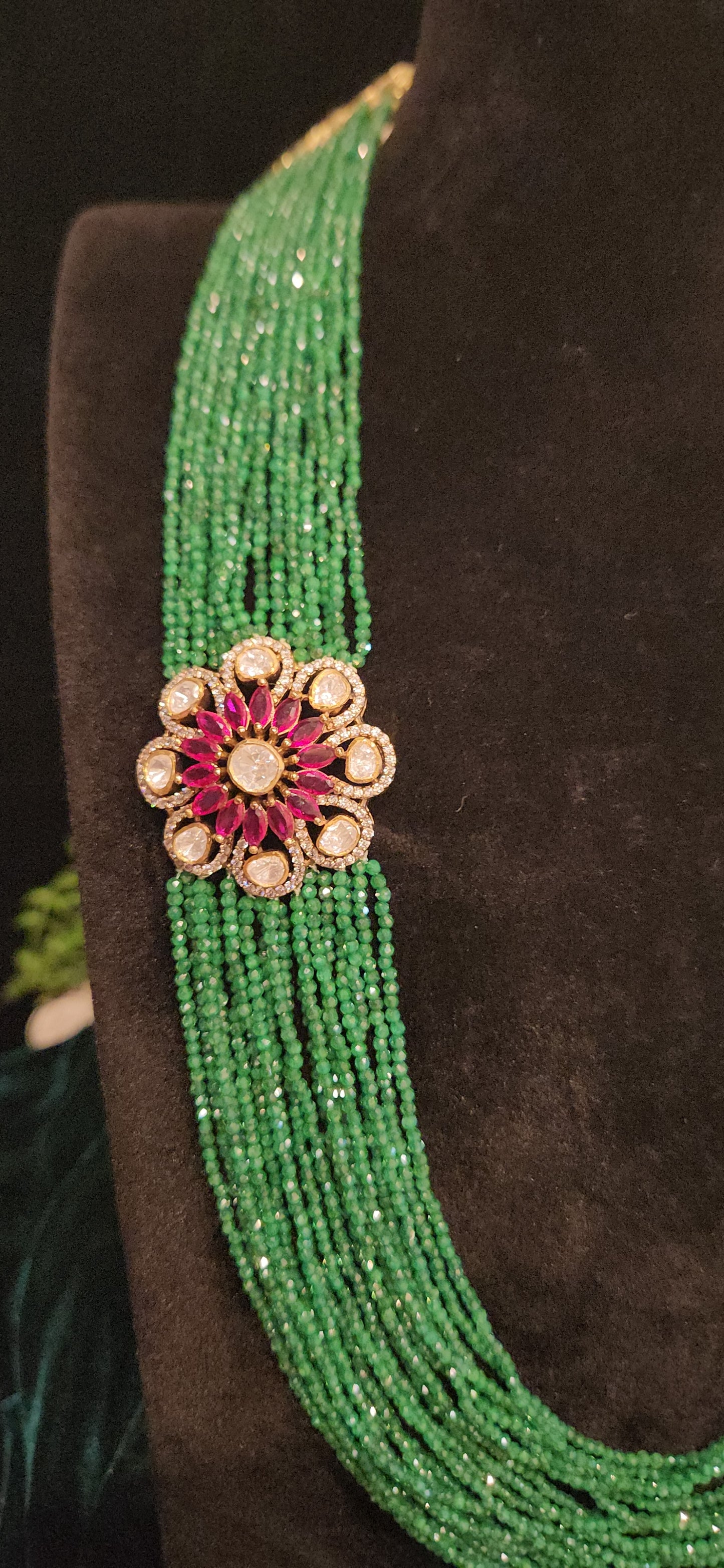 92.5 Silver Emerald Beads Haram With Brooch