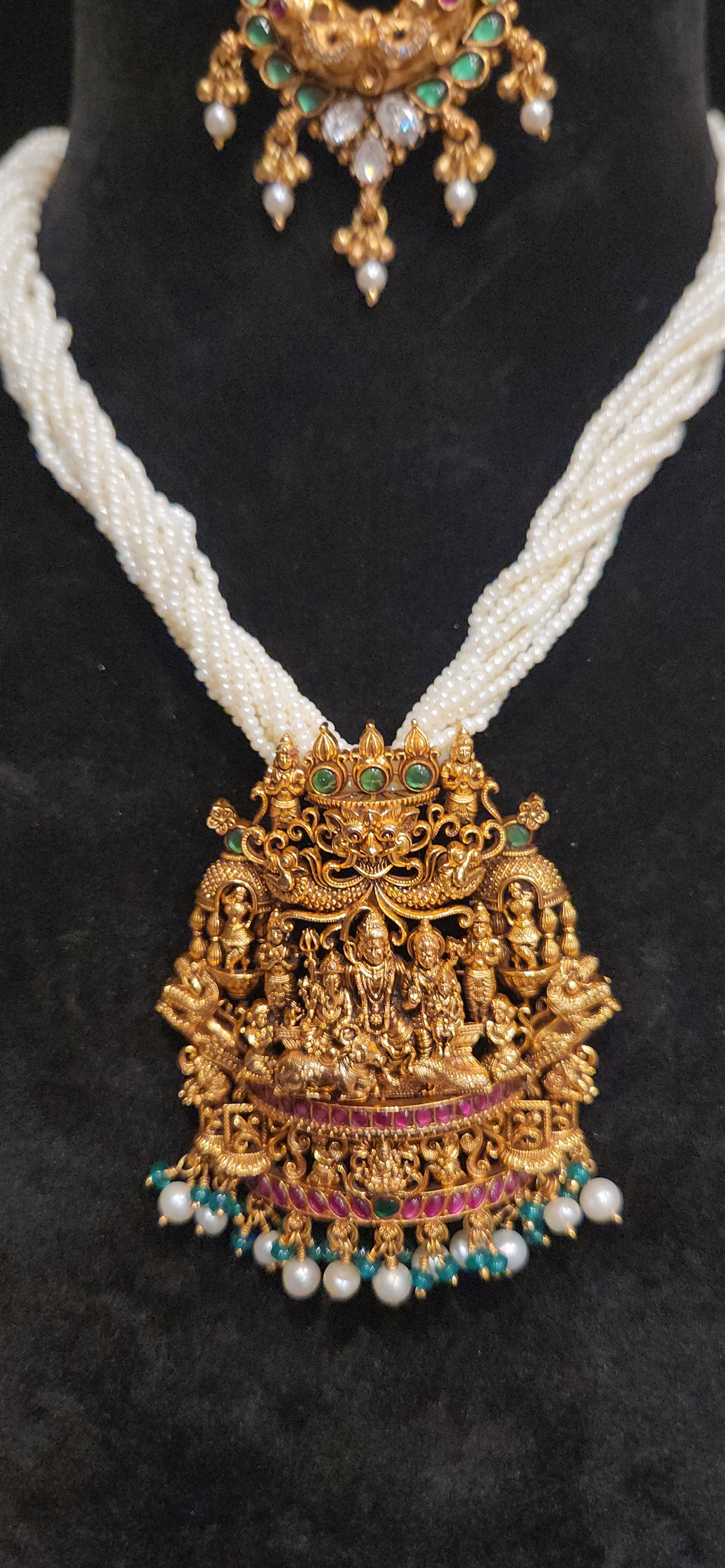 92.5 Silver Divine Temple Pearl Haram Set