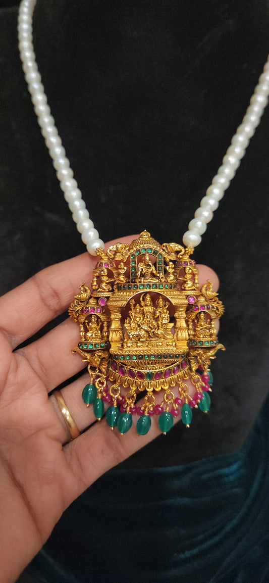 92.5 Silver Divine Temple Pearl Necklace