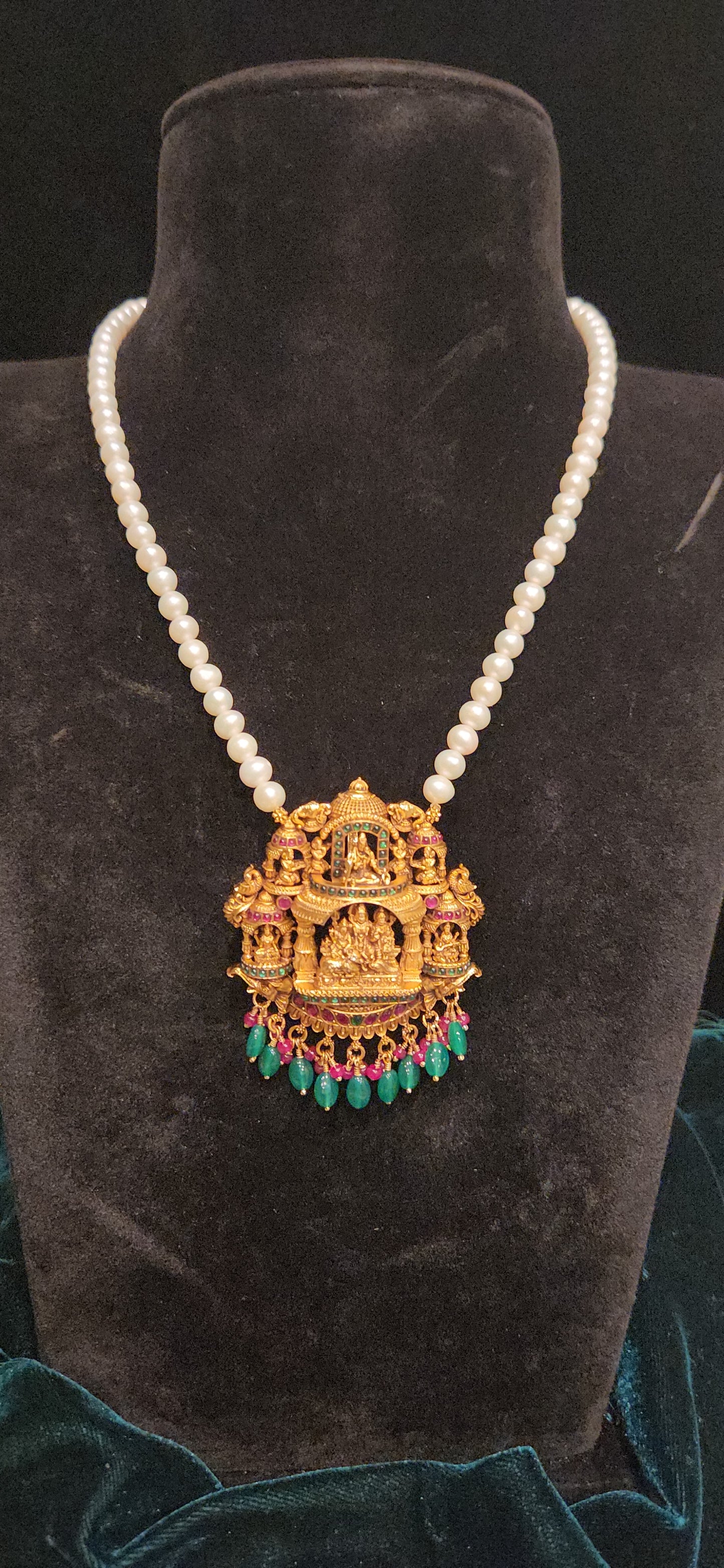 92.5 Silver Divine Temple Pearl Necklace