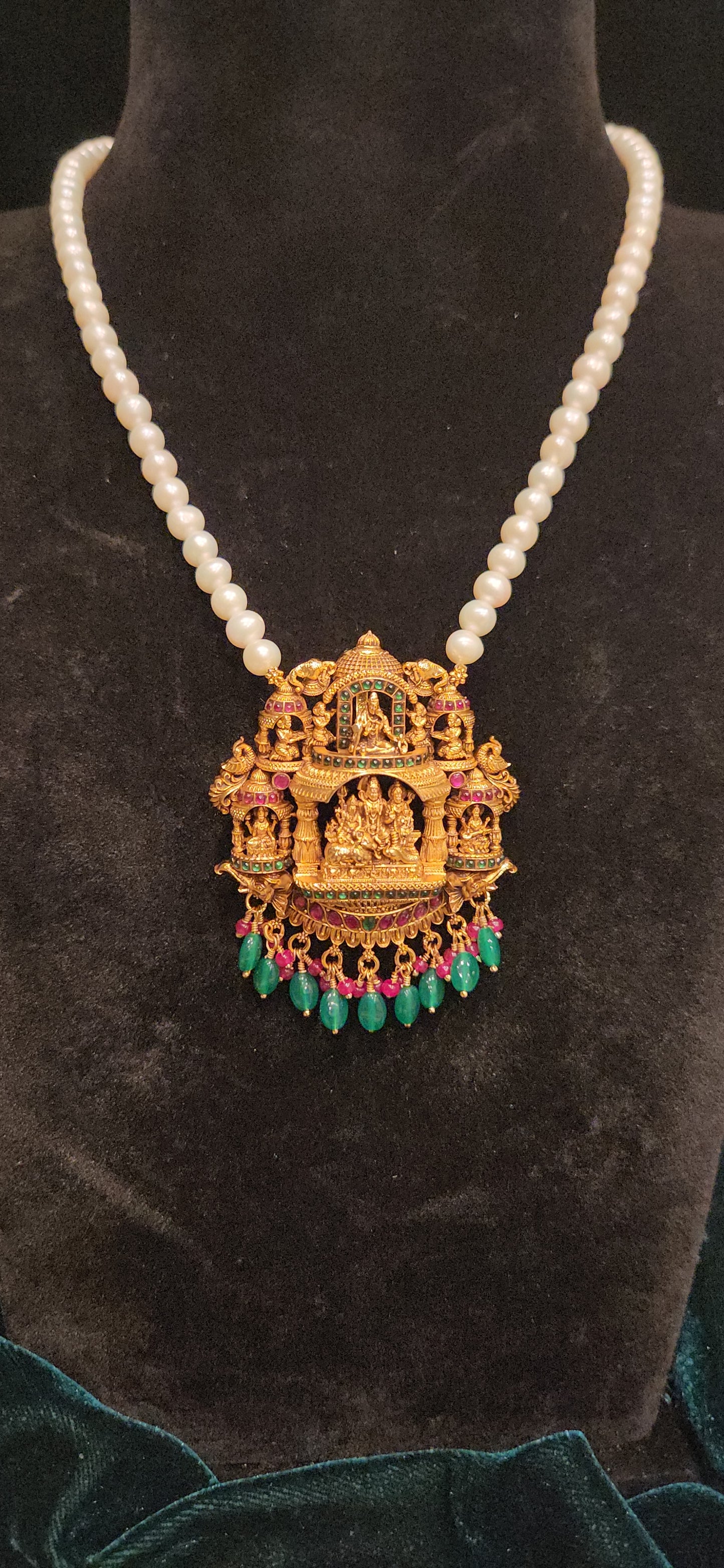 92.5 Silver Divine Temple Pearl Necklace