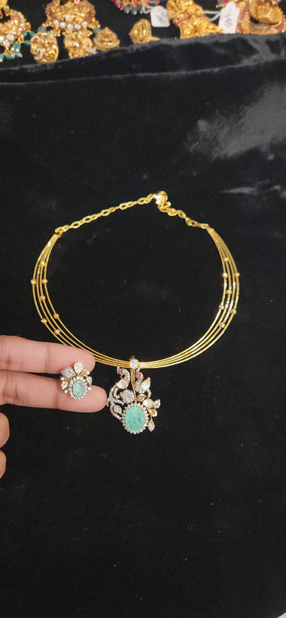 Elegant 92.5 Silver Emerald Floral Pendant Necklace