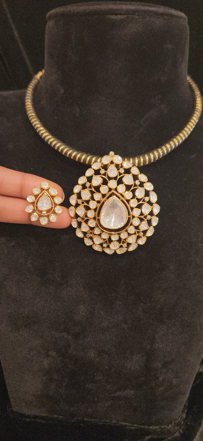 Royal Polki Moissanite Pendant Set with Goldfoil Hasli