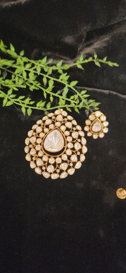 Royal Polki Moissanite Pendant Set with Goldfoil Hasli
