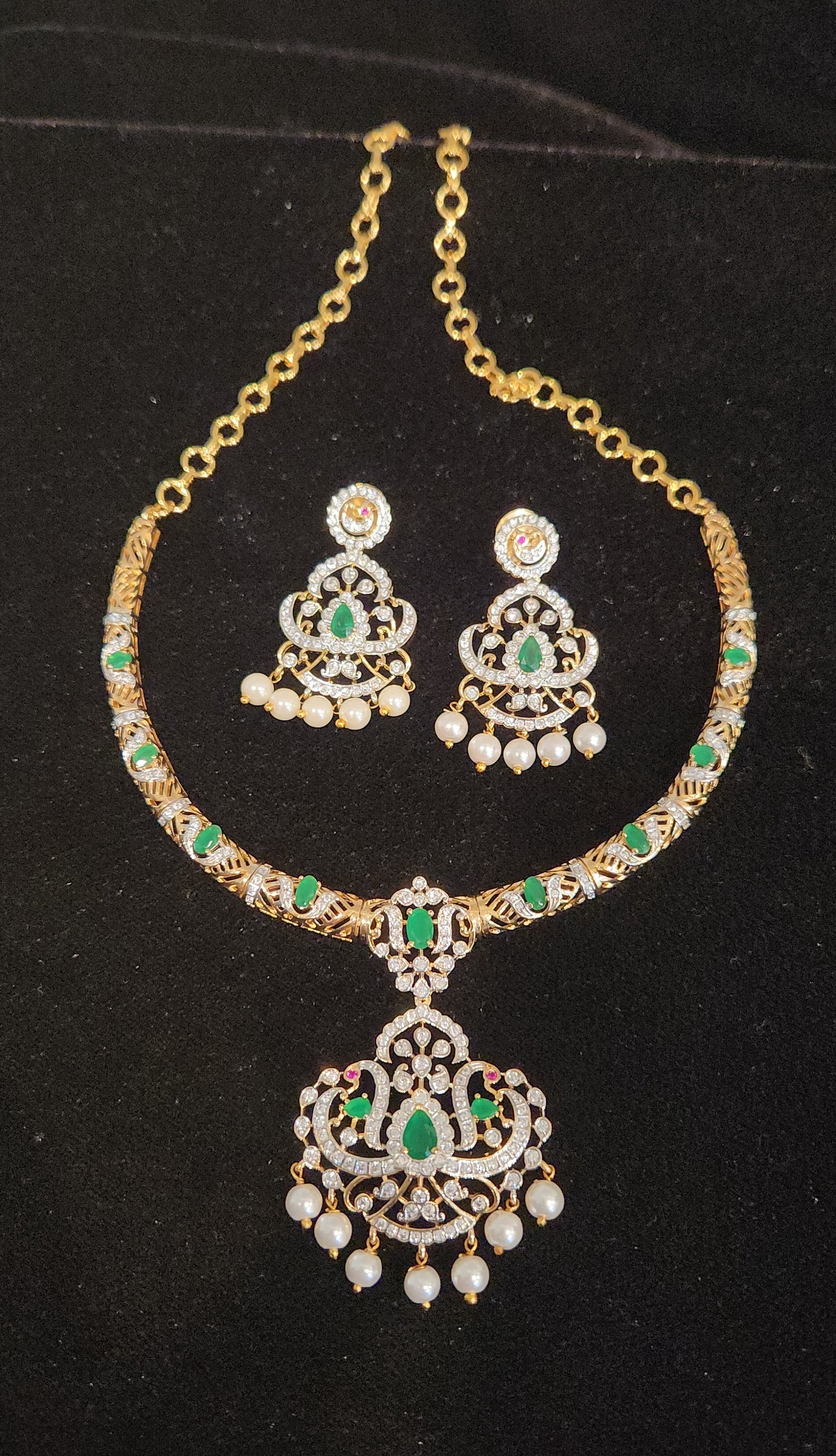 Royal Green Pearl CZ  Kante
