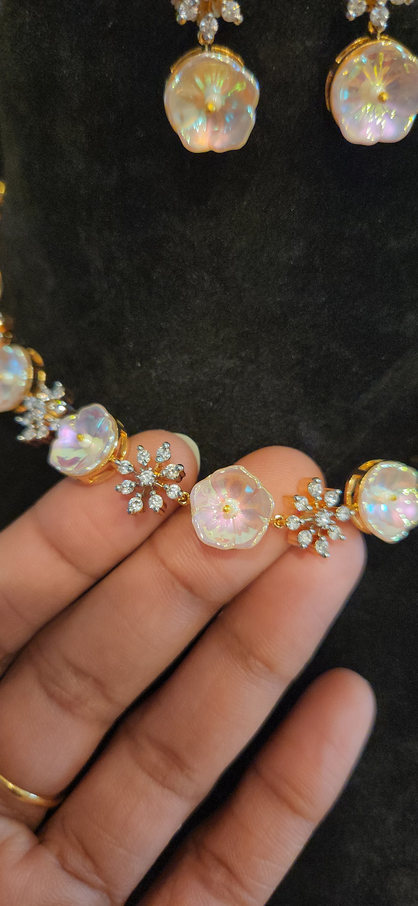 Luxury CZ Pearl Floral Necklace Set