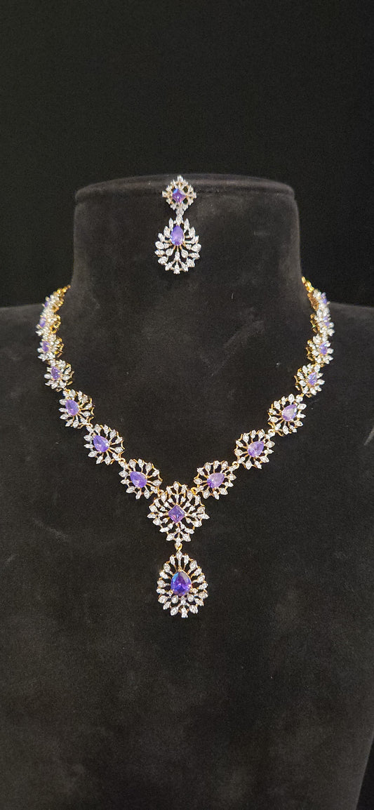 Luxury CZ Stone Necklace Set in Leaf shape