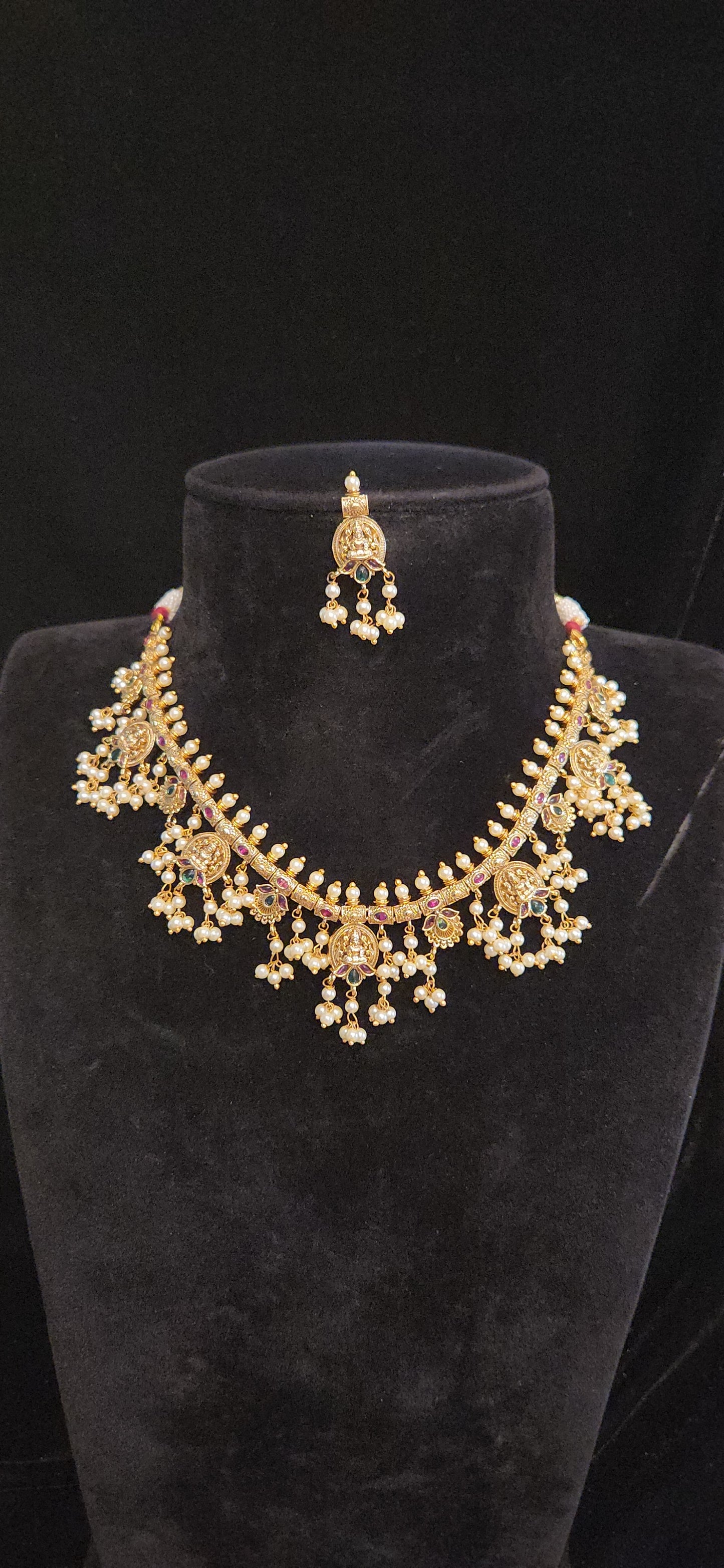 Antique Finish Lakshmi Bottu Necklace Set