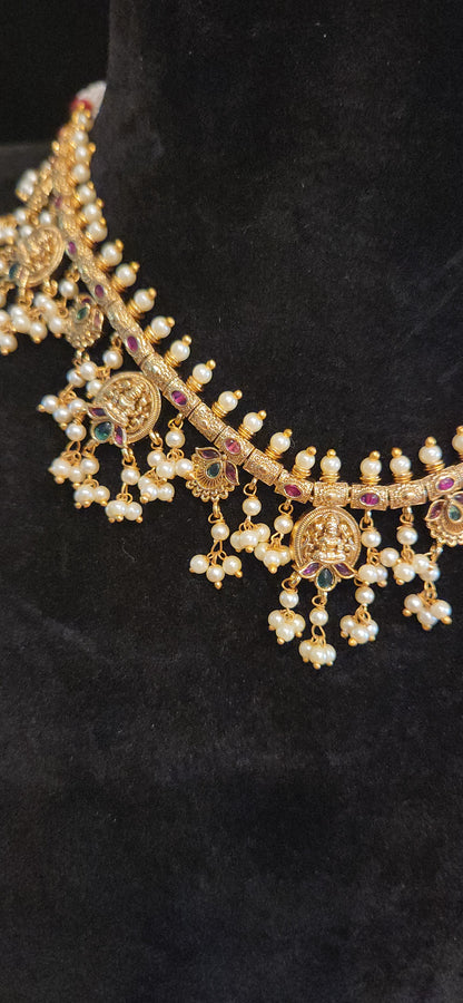 Antique Finish Lakshmi Bottu Necklace Set