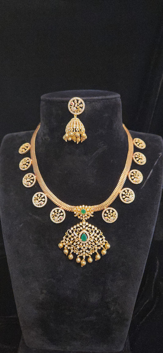 Premium Gold Finish Naan Chain Bottu Necklace Set
