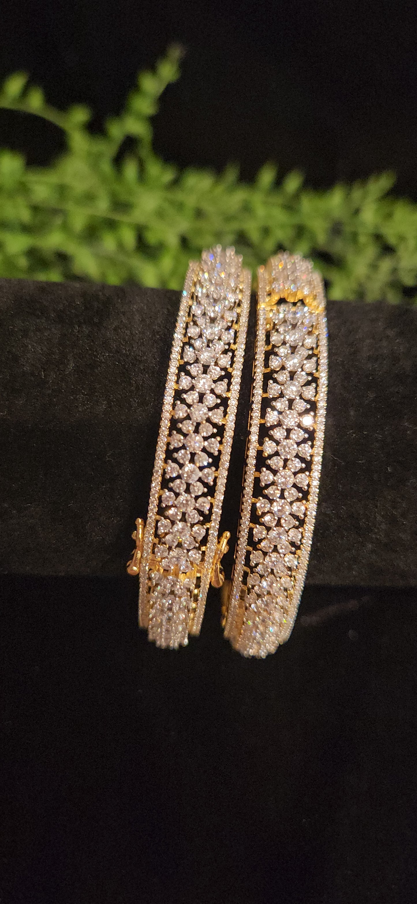 Luxury CZ Floral Openwork Gold-Plated Bangles