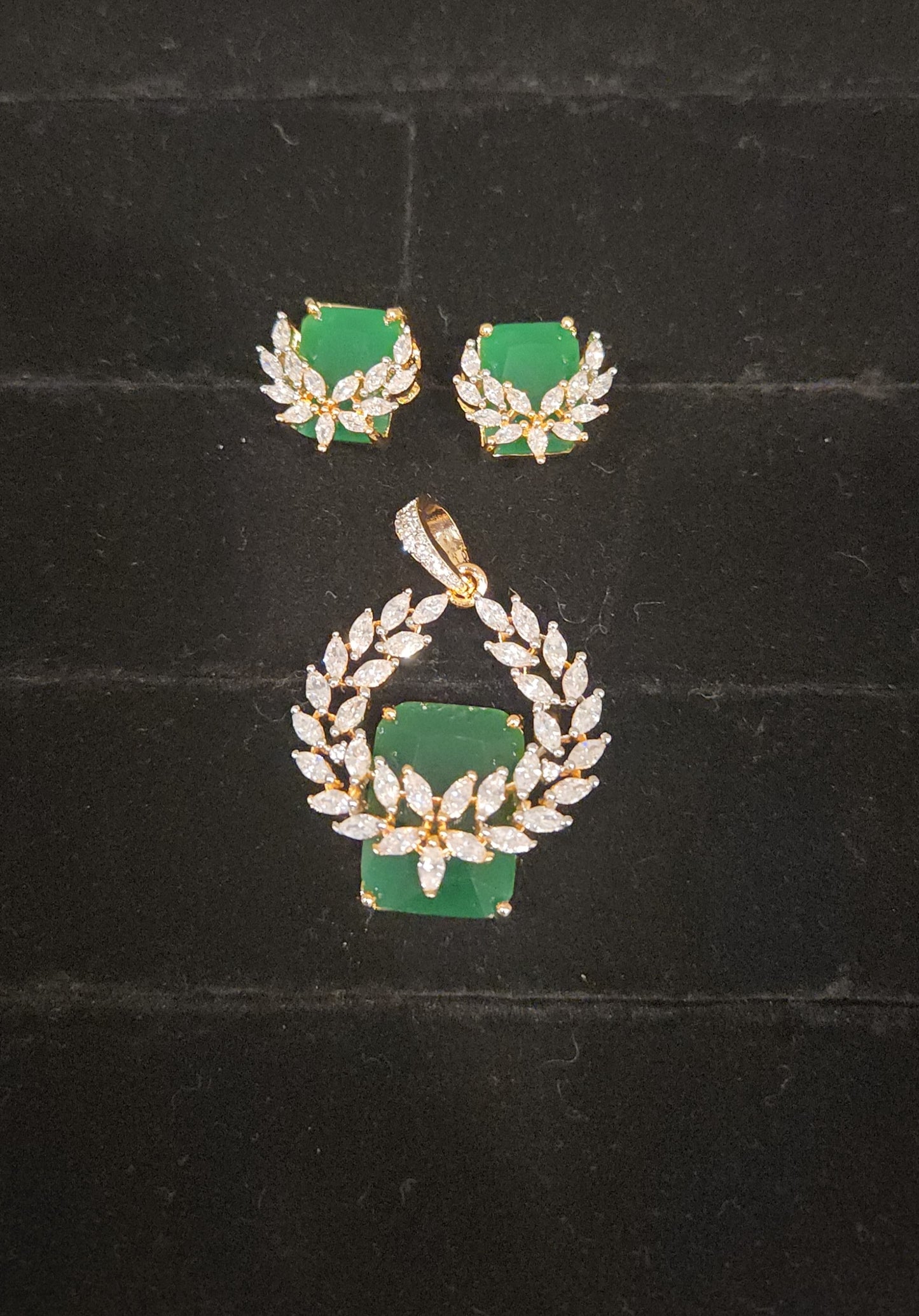 Elegant Green Leaf CZ Pendant Set