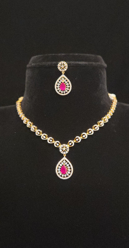 92.5 Silver Emerald Teardrop Elegance Necklace Set