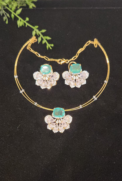 92.5 Silver Floral Bloom Pendant Set