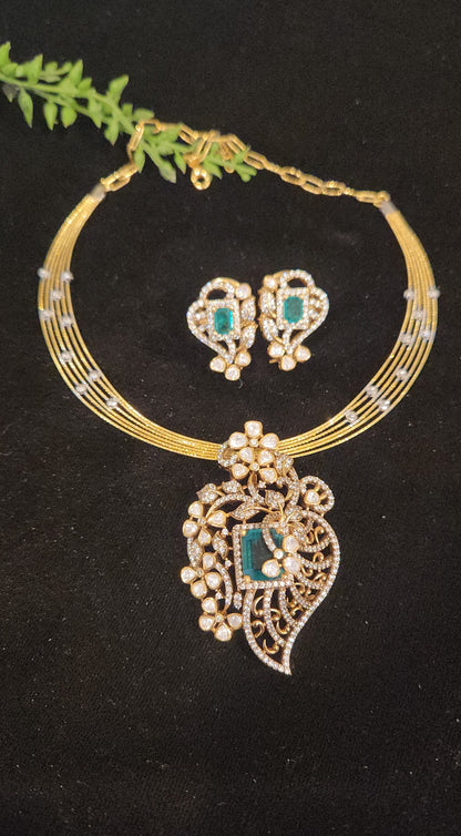 92.5 Silver Regal Leaf Pendant Kante Set
