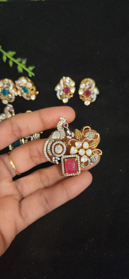 92.5 Silver Regal Peacock Pendant Kante Set