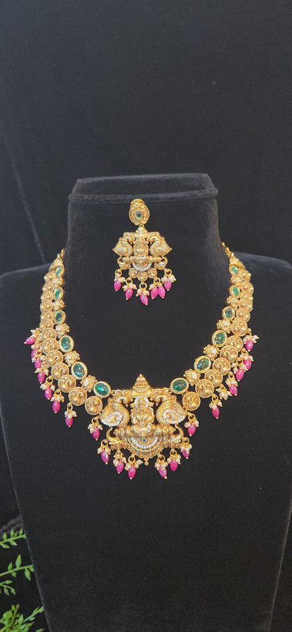 Antique Lakshmi Necklace Set Peacock Bottu