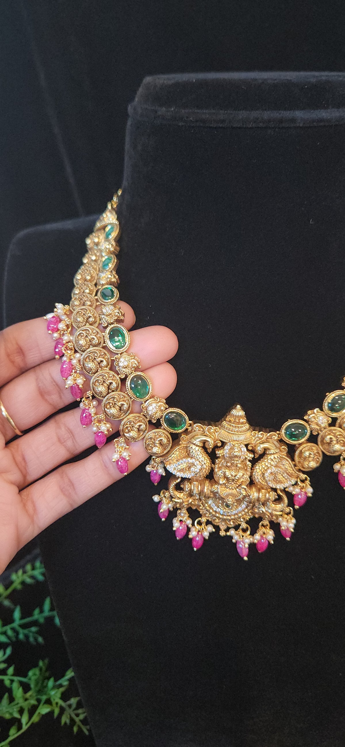 Antique Lakshmi Necklace Set Peacock Bottu