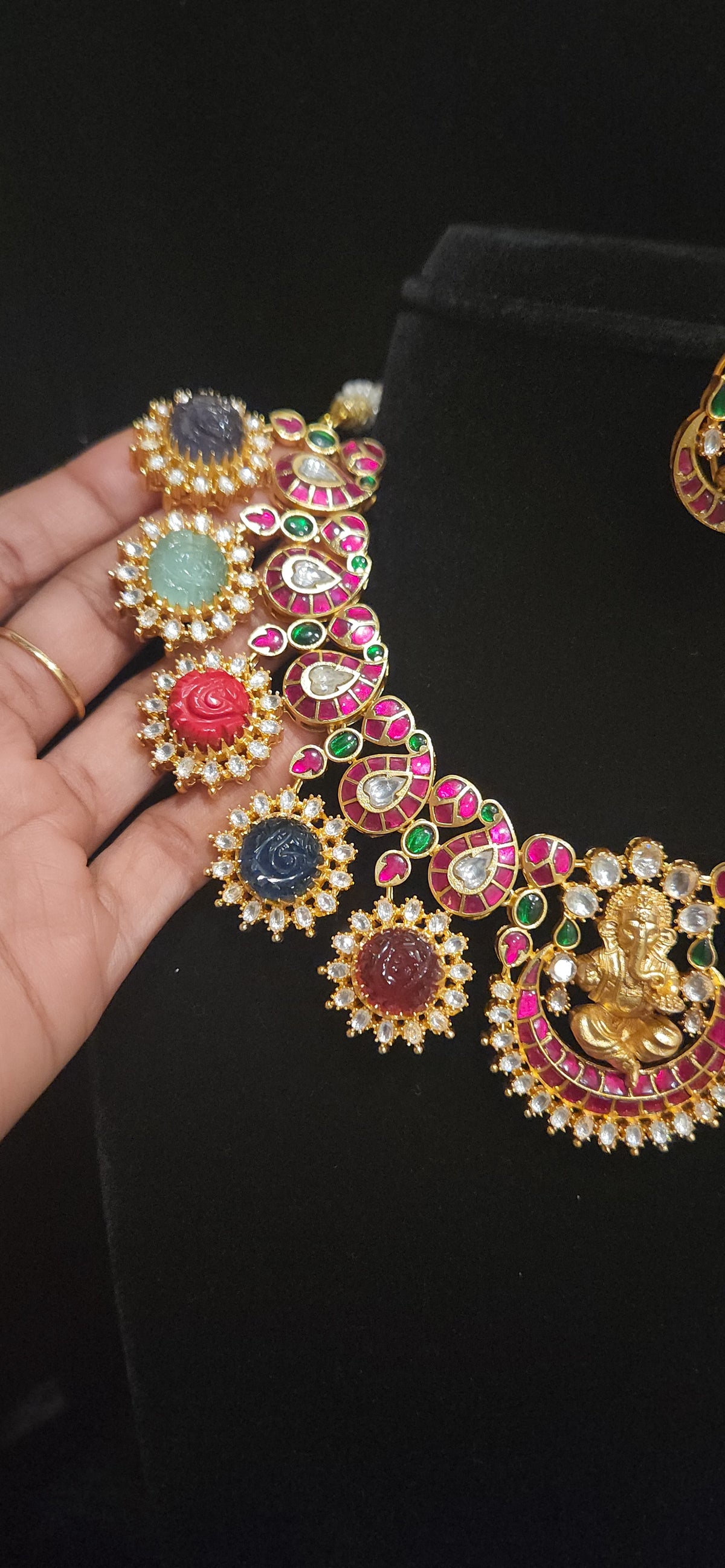 Navarathan Ganesha Kundan Necklace Set