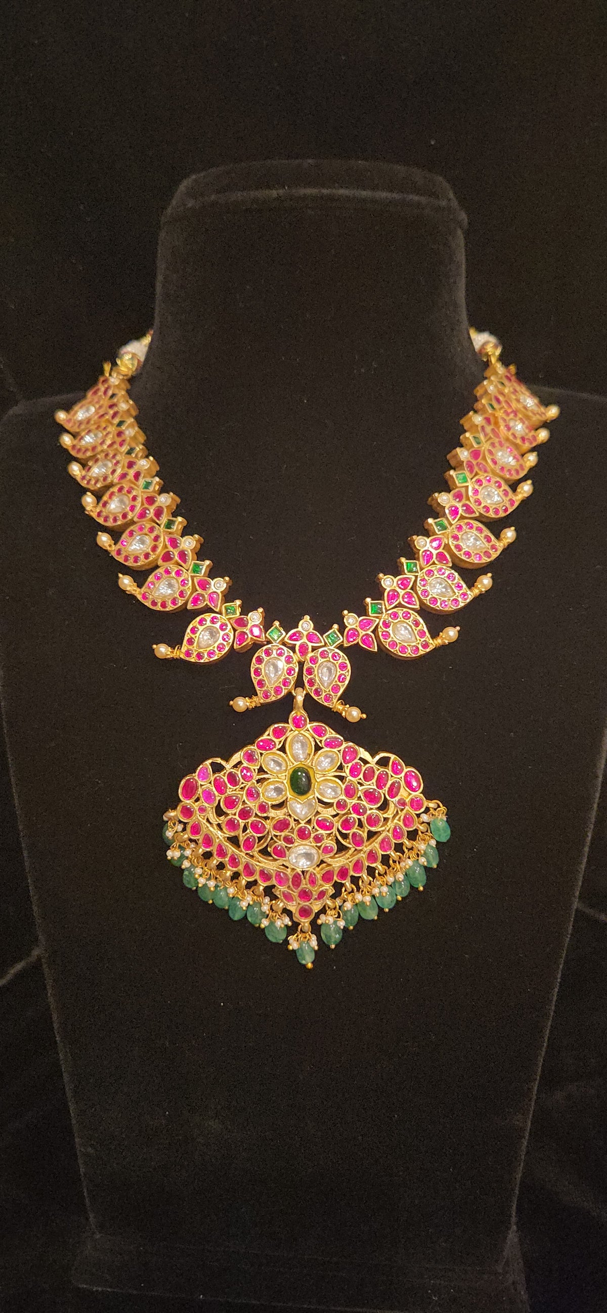 Jadau Kundan reversible 2-in-1 Mango Necklace Set