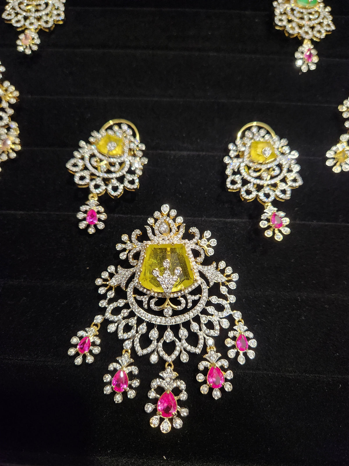 Diamond Finish Floral Pendant Set in Pastel Shades