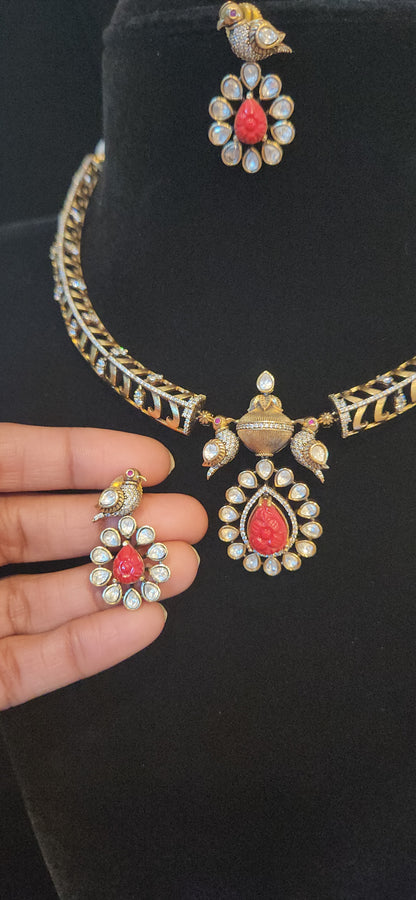 Antique Kante Necklace Set with Peacock and tear drop pendant