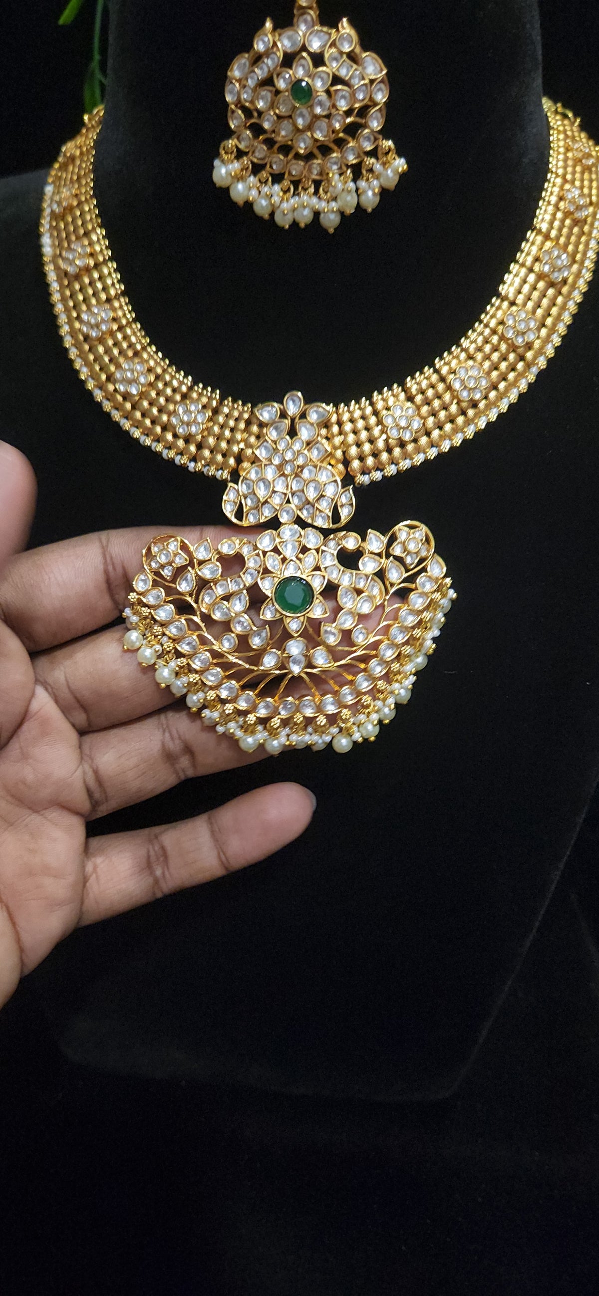 Premium Moissanite Vintage Floral Peacock Necklace Set