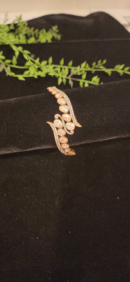 Fancy Moissanite Openable Bracelet