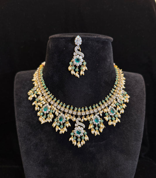 Elegant  Victorian Emerald Guttapoosalu Necklace Set