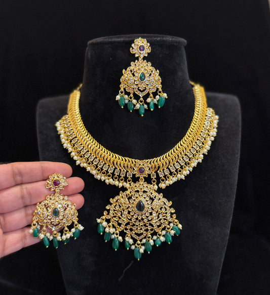 Grand Gold Finish Jalebi Necklace Set