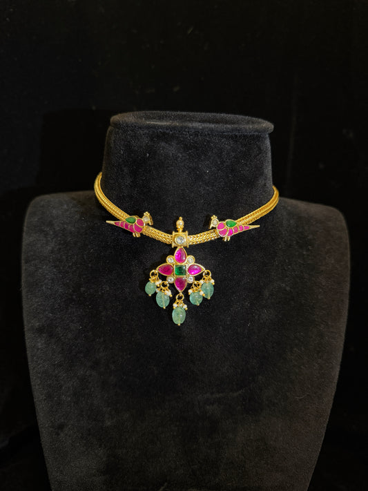 Jadua Kundan Pendant with Jigani Chain