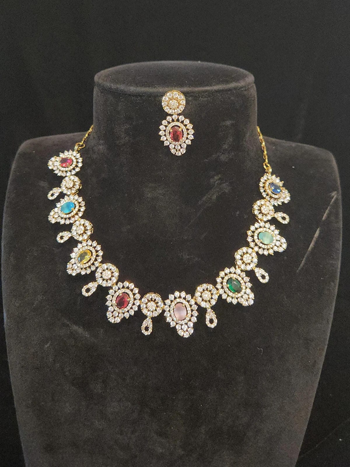 Victorian Mehendi Polish Navarathan Set